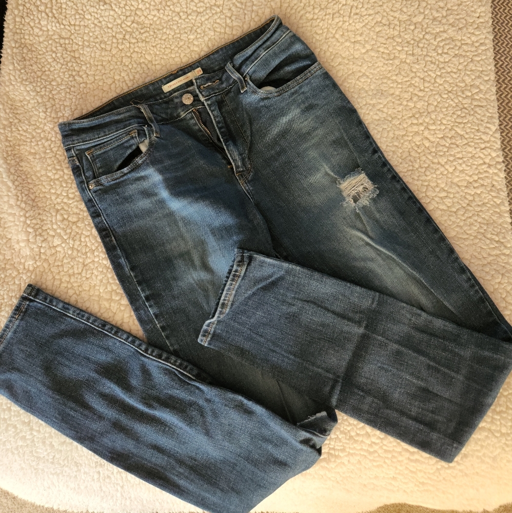LEVIS 721 HIGH RISE SKINNY JEANS